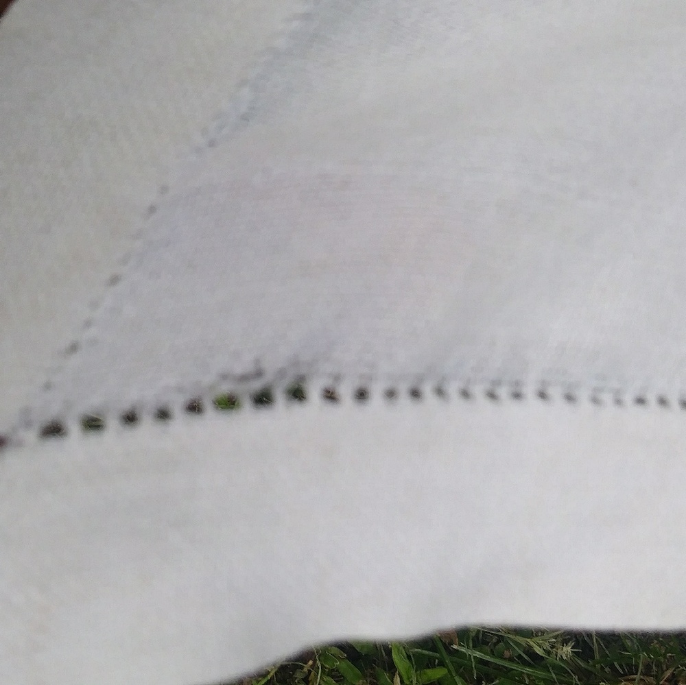 Hand Embroidery Vintage Tablecloth - Picture 6 of 8